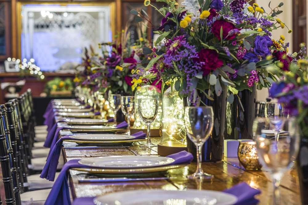 ホテル トレジャリー ブリスベン 設備 写真 A table set for a dinner party